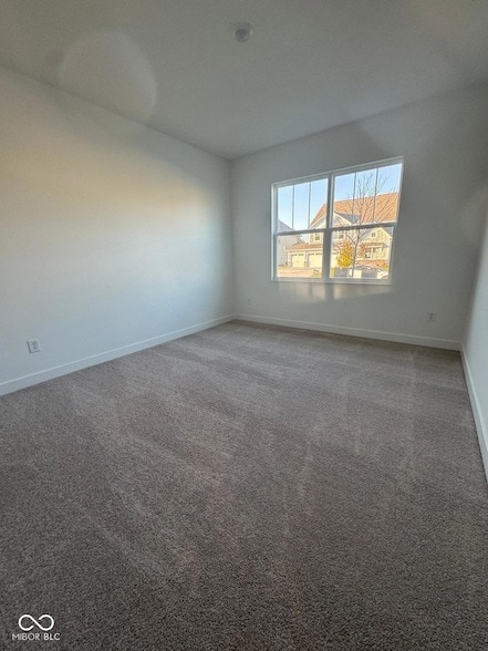 Building Photo - 7581 Fallsworth Dr