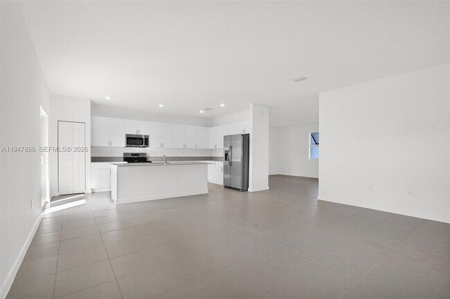 Building Photo - 27210 SW 159th Path
