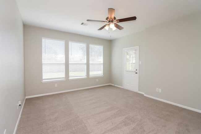 Building Photo - 11319 Sandermeyer Dr