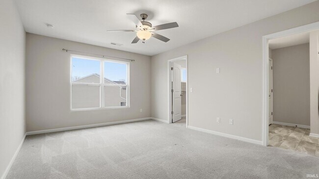 Building Photo - 3597 Canal Square Dr