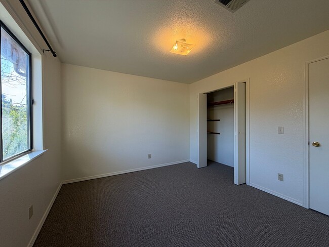 Building Photo - 2304 Arbutus St