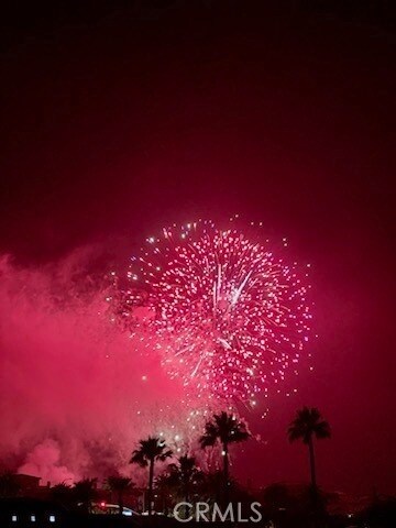 Building Photo - 25 Centre Ct