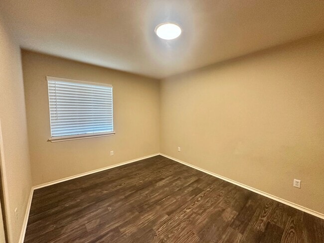 Building Photo - AVAILABLE NOW; APPLY TODAY AT OUR WEBSITE!!