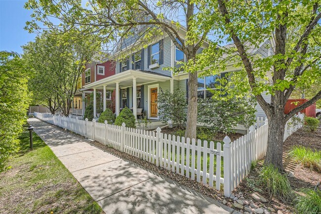 Building Photo - 2747 Ulster St