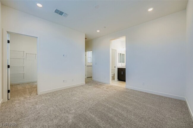 Building Photo - 11737 Stone Curlew Ave