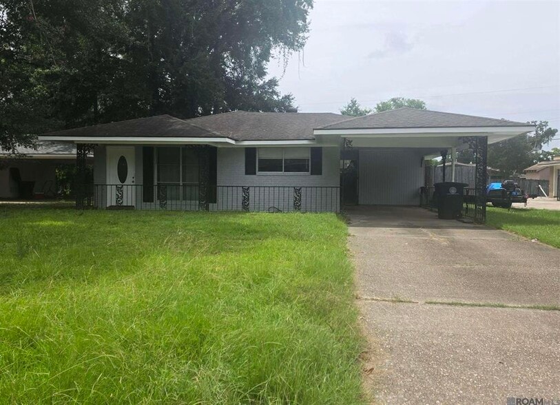 Building Photo - 1047 Arcadia Dr