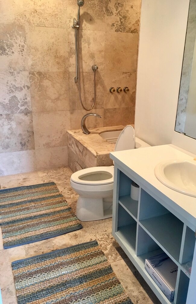 Building Photo - 1770 E Las Olas Blvd