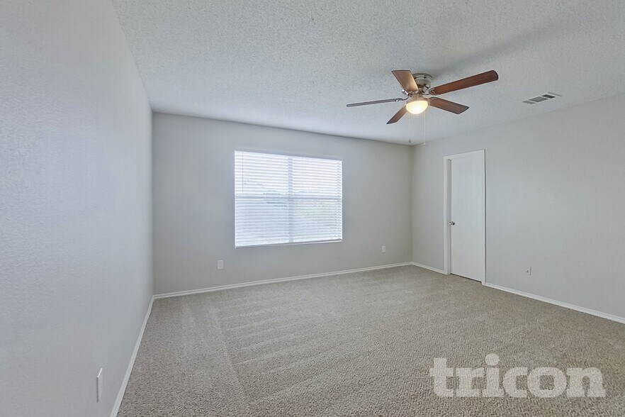 Building Photo - 6209 Winnebago Ct