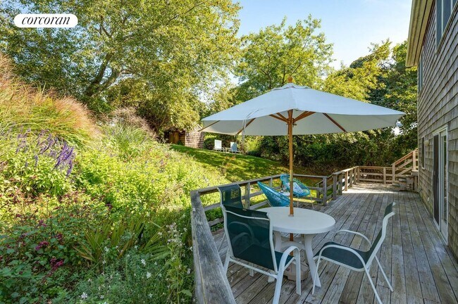 Building Photo - 34 S Fulton Dr