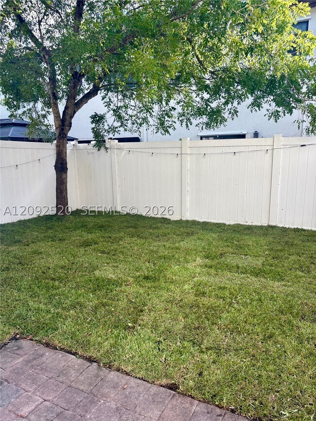 Building Photo - 9228 W 33rd Way