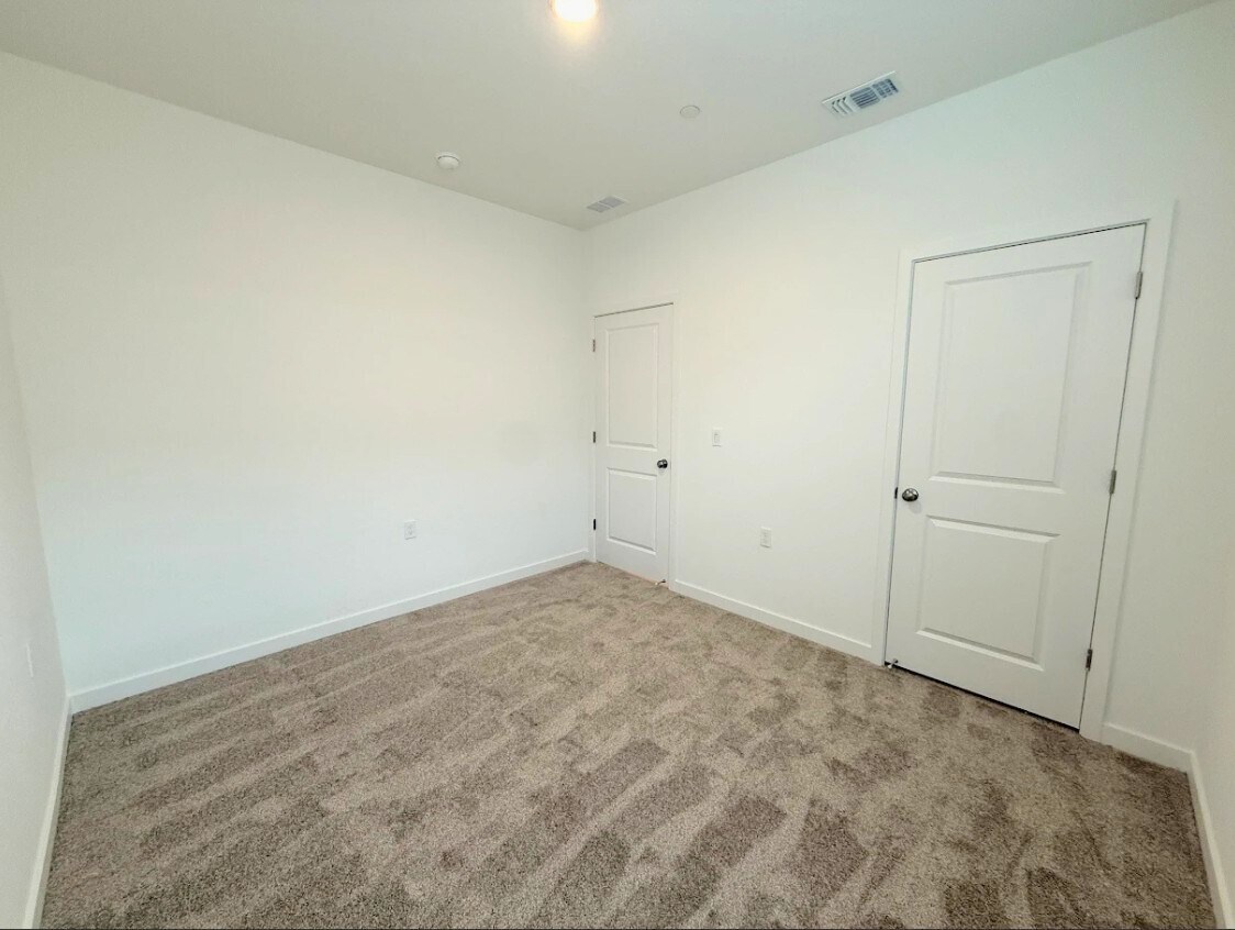 Building Photo - 4623 Sami Jo Dr