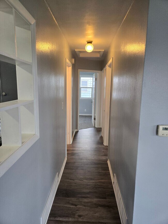 Building Photo - 1754 Newell St