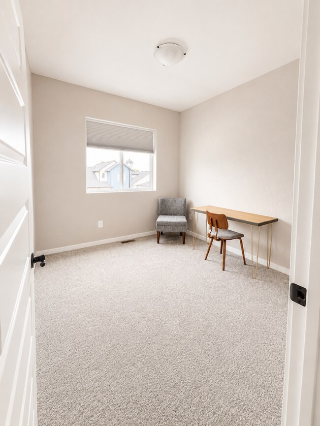 Building Photo - Stylish 2023 Home for Rent | 4 Bed • 2.5 Bath • Prime North Grand Junction Location