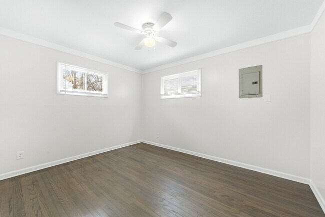 Building Photo - 22546 Ira Blvd