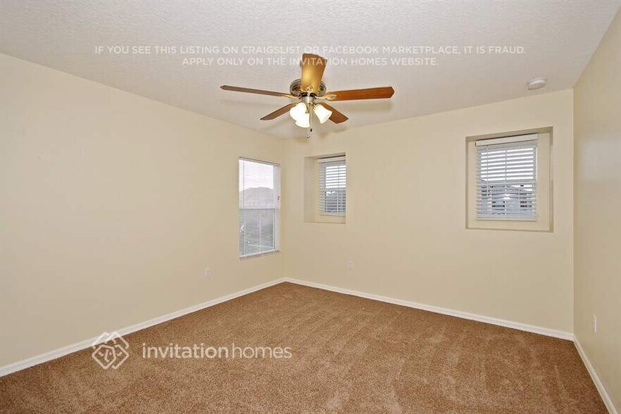 Building Photo - 10143 Malpas Point