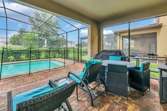 Building Photo - 8977 Rhodes St