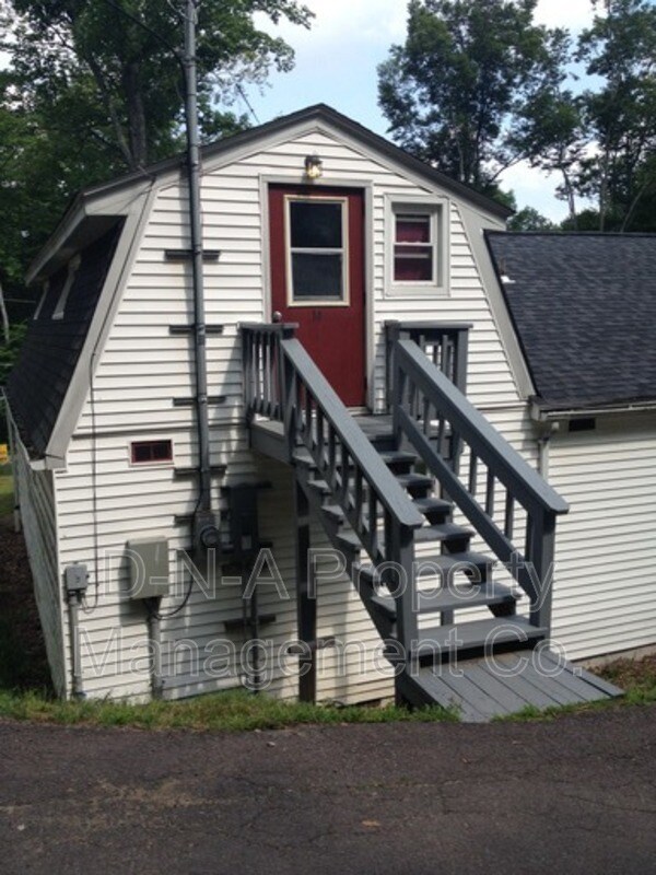 Primary Photo - 106 3rd St