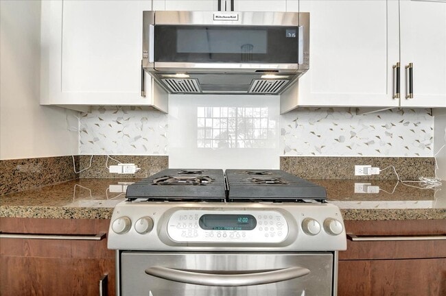 Building Photo - 350 11th Ave