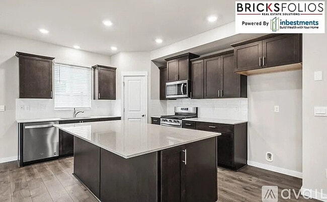 Building Photo - Discover Your Dream Home in Puyallup