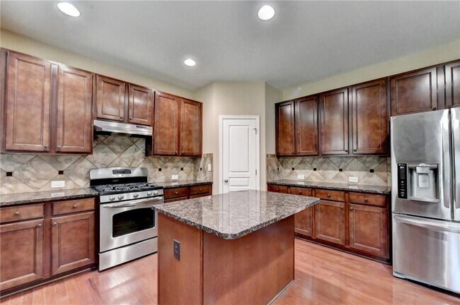 Building Photo - 4228 Woods Creek Ln