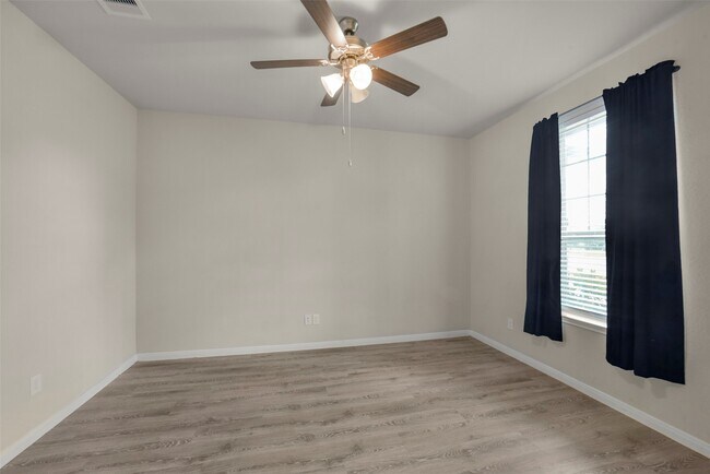 Building Photo - 31106 Durham Creek Ct