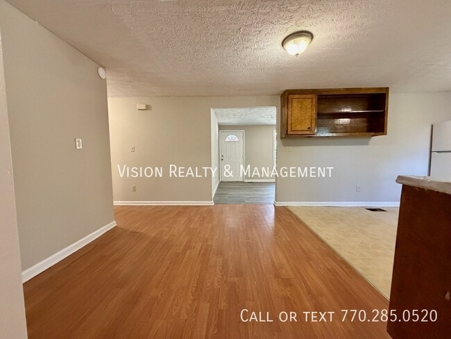 Building Photo - 219 Harmon Ave