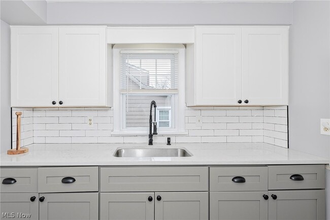 Building Photo - 12509 Britton Dr