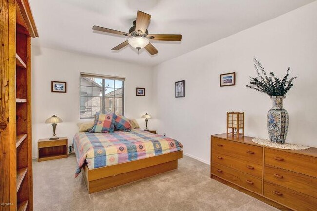 Building Photo - 1674 E Joseph Way