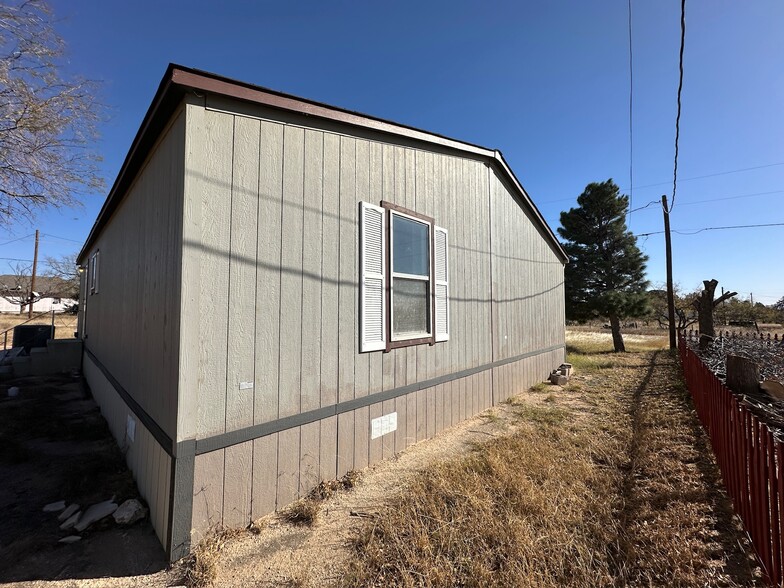 Building Photo - 5605 Walter Rd