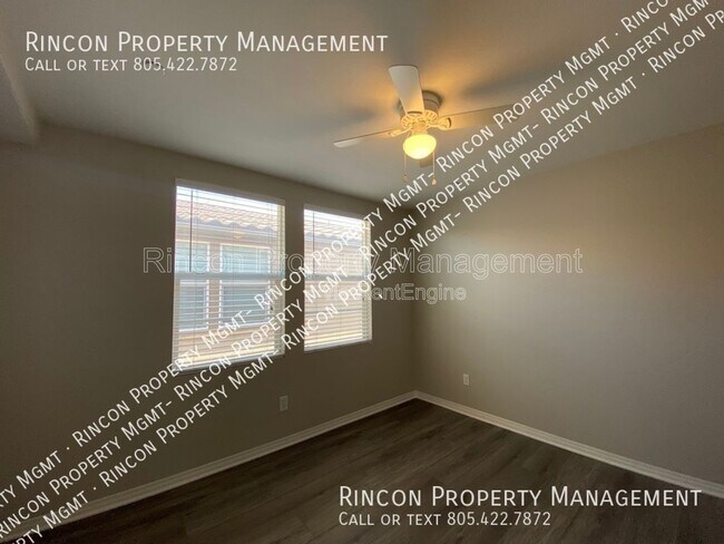 Building Photo - 3142 N Ventura Rd