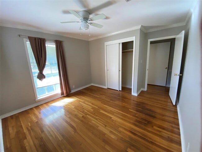 Building Photo - 4402 Cheena Dr