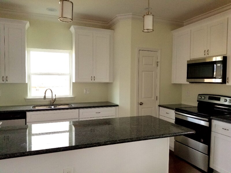 Building Photo - 8428 Colonel Dr