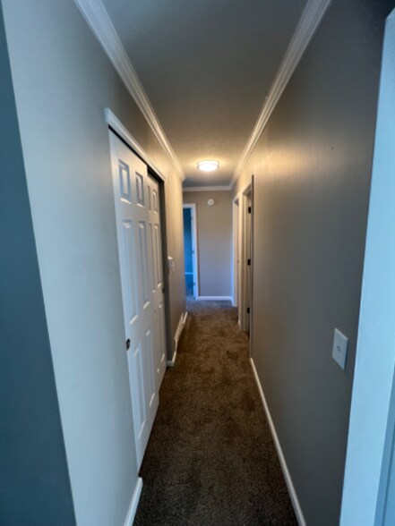 Building Photo - 3905 Gunstock Ct