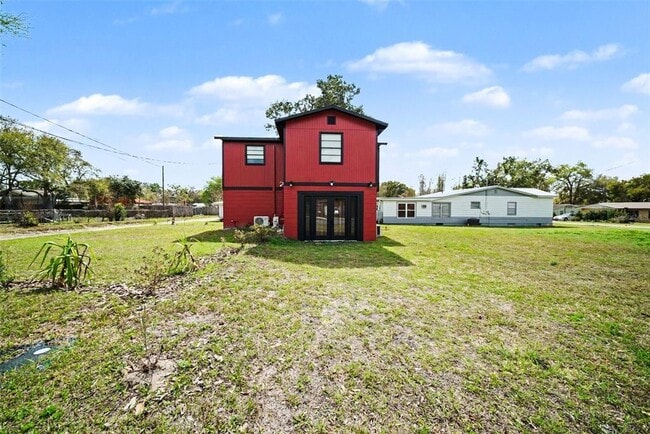 Building Photo - 38250 13th Ave