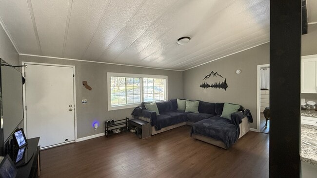 Building Photo - 5280 Old French Town Rd