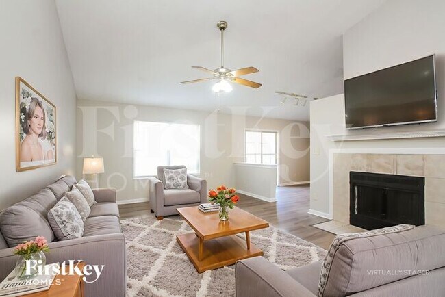 Building Photo - 8407 Fort Sumter Dr