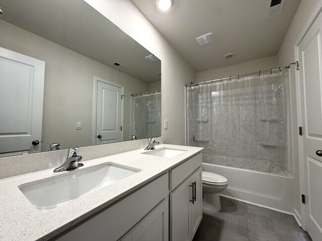 Building Photo - 937 Ocean Ct
