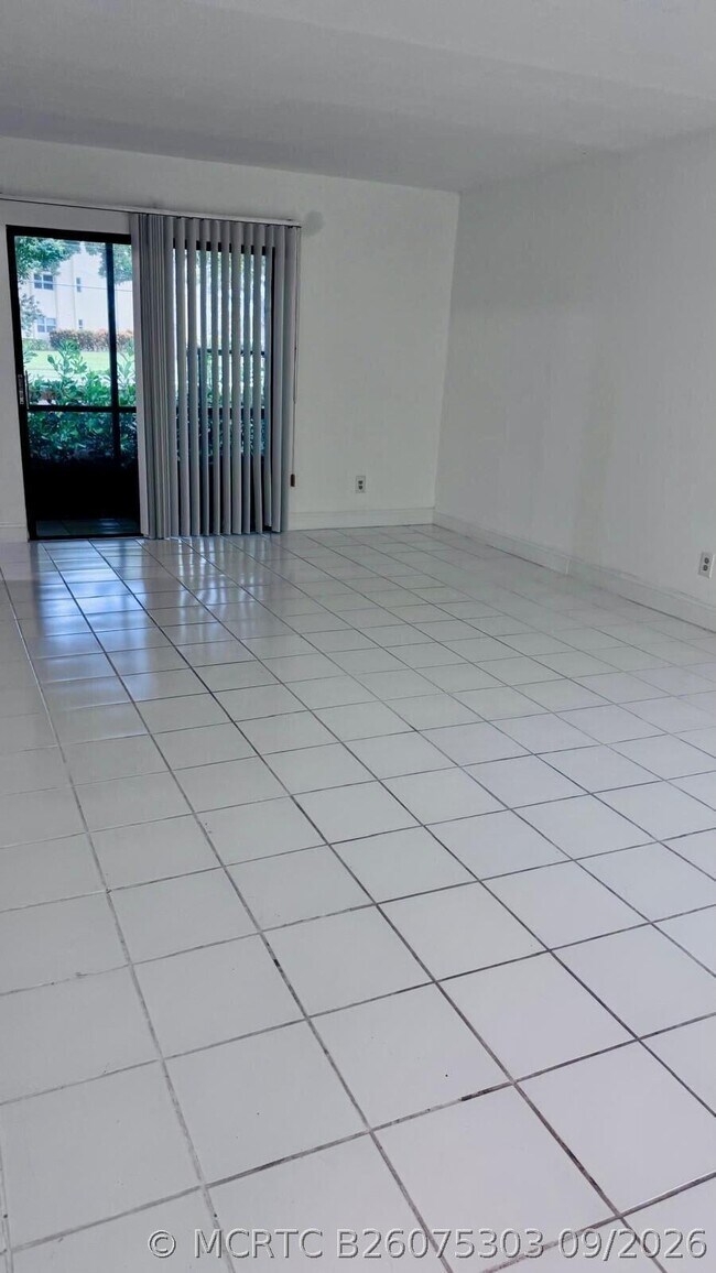 Building Photo - 9539 Boca Cove Cir