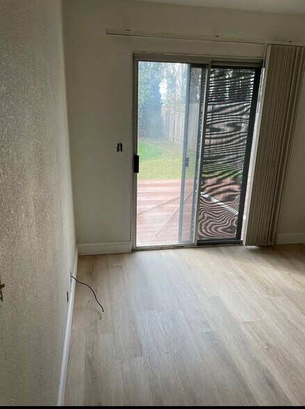 Building Photo - 4264 Chinquapin Way