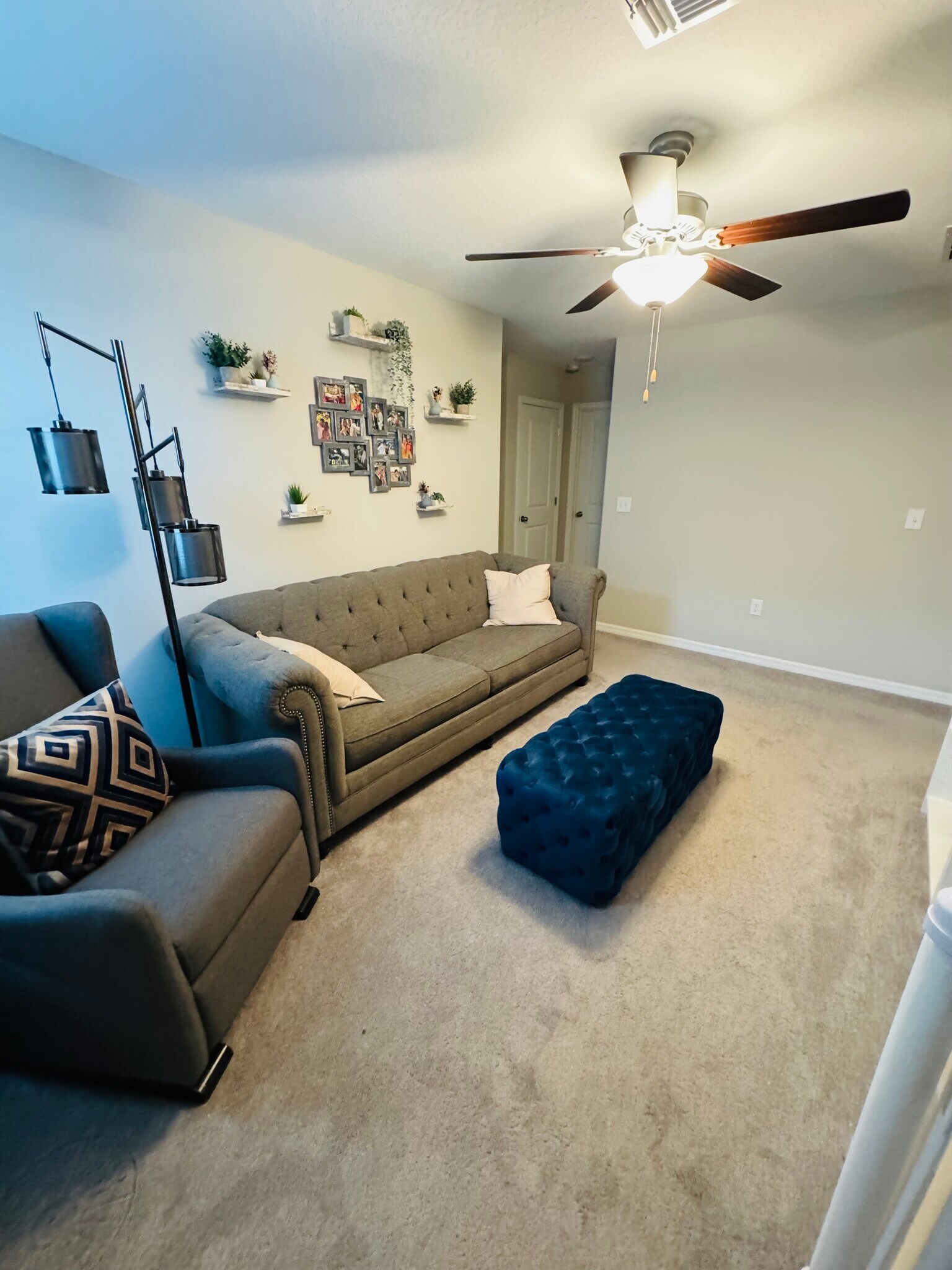 Building Photo - 7335 Canterbury Bells Ct