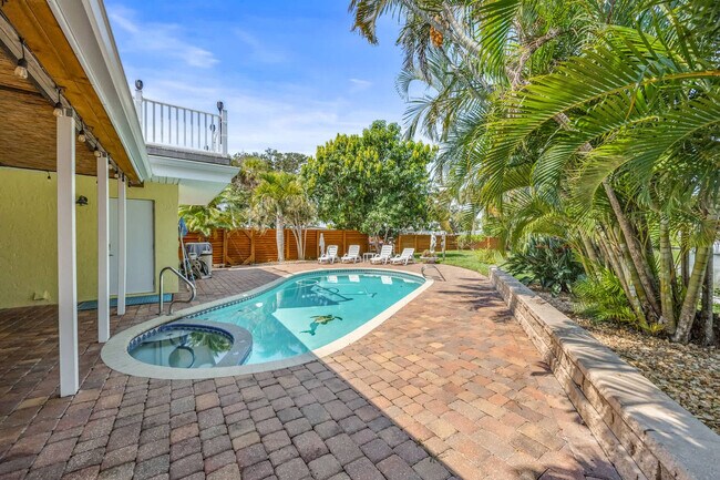 Building Photo - 491 Indian Creek Dr