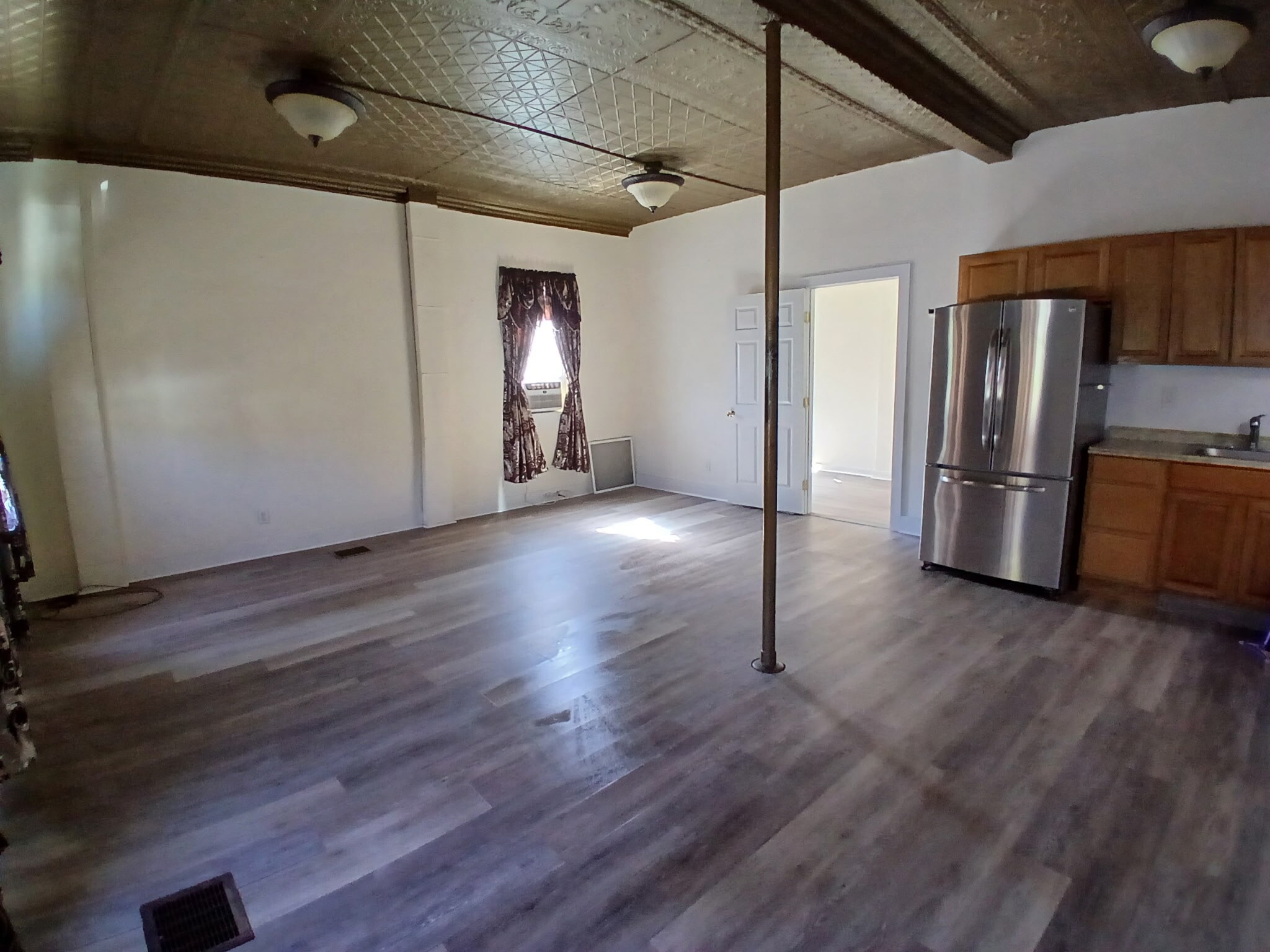 Building Photo - 26 Cross St