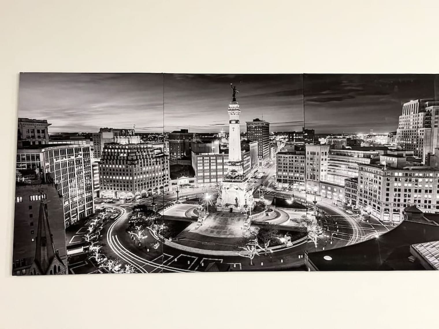 Building Photo - 5775 Sunrise Wy