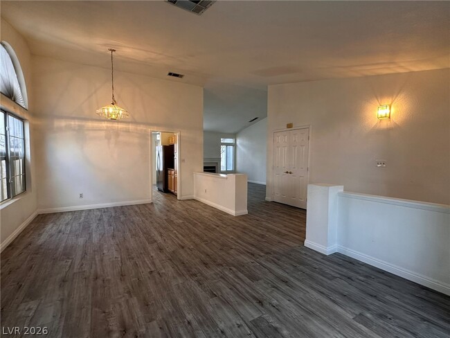 Building Photo - 6521 Bellwood Ct