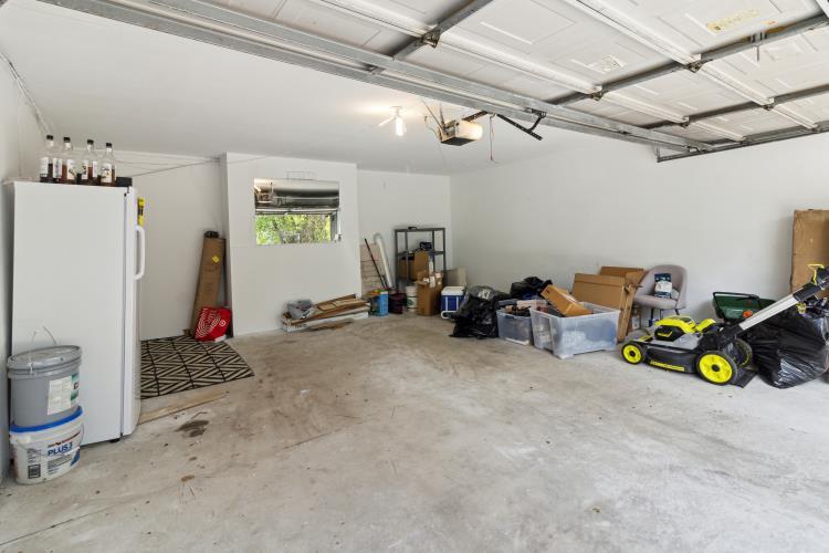 Building Photo - 5242 Cedarhurst Dr