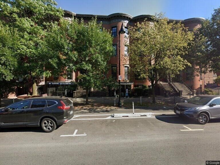 Building Photo - 670 Tremont St