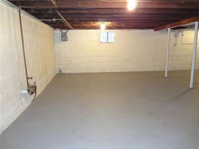 Building Photo - 1800 Drexel Rd