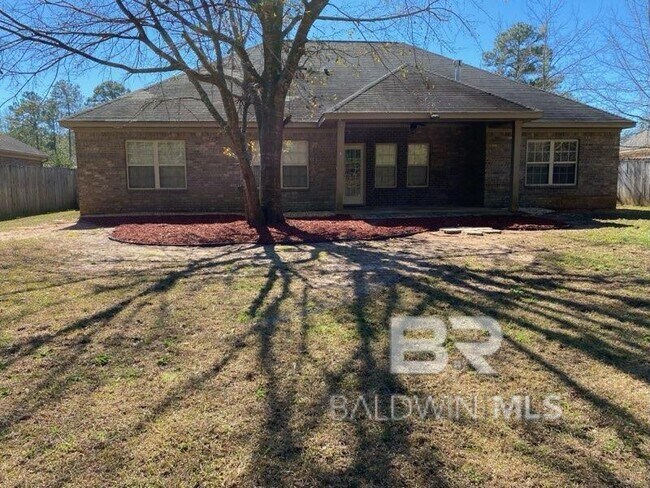 Building Photo - 30460 Pinyon Dr