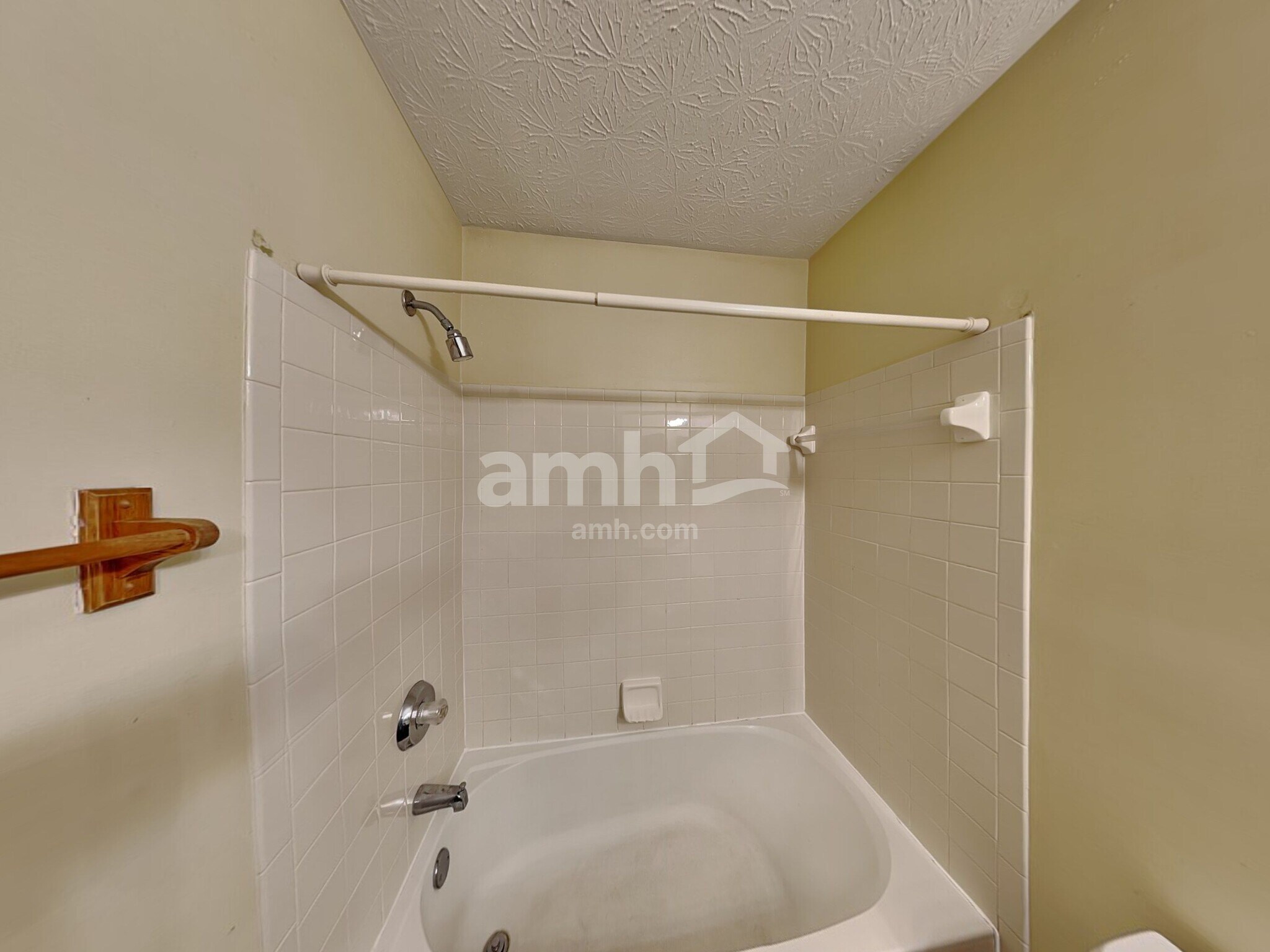 Building Photo - 7786 Waggoner Chase Blvd