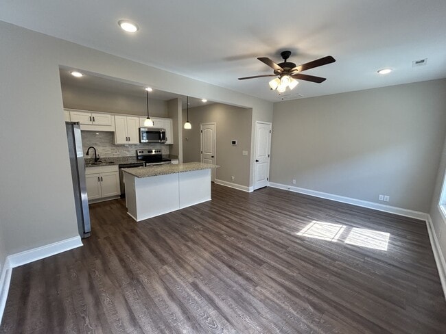 Building Photo - 317 Fallow Cir